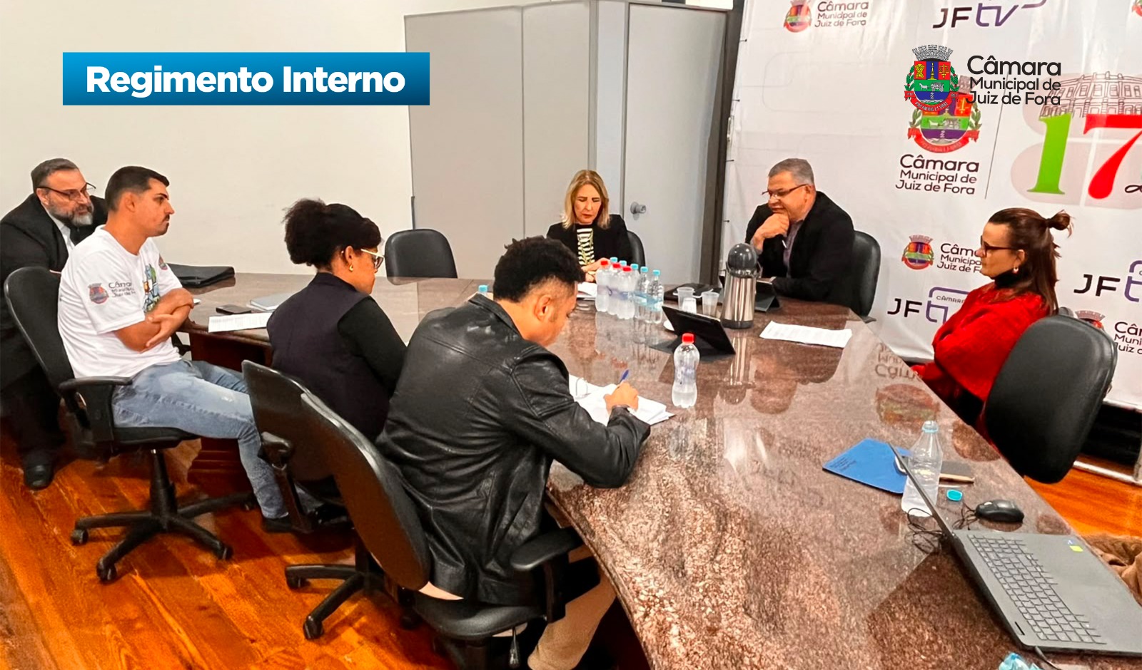 Regimento Interno - Comissão busca trazer população para mais perto (26/06/2026 00:00:00)