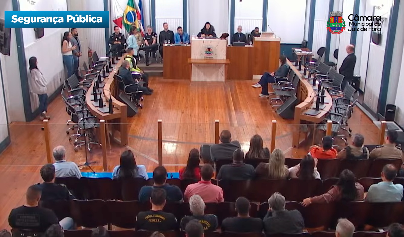 Segurança Pública - Seminário na Câmara discute PEC 18 (13/11/2025 00:00:00)